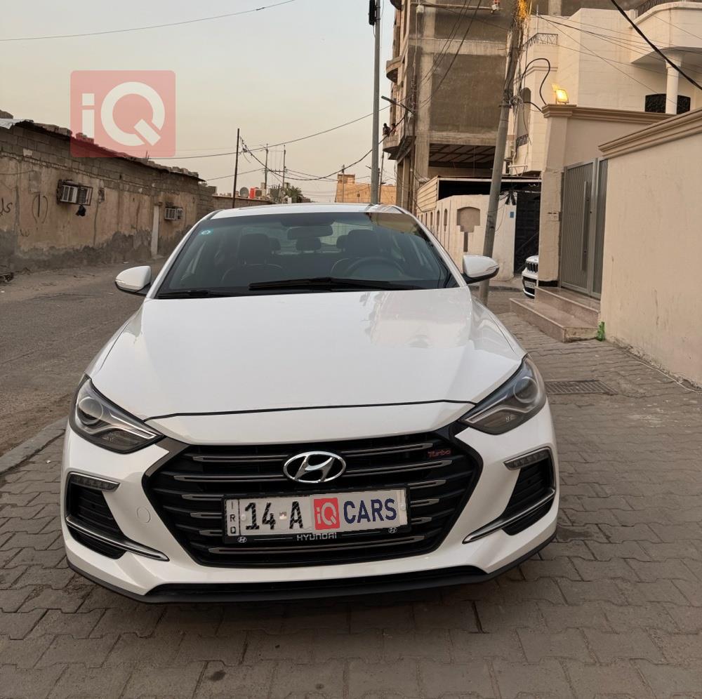 هيونداي النترا